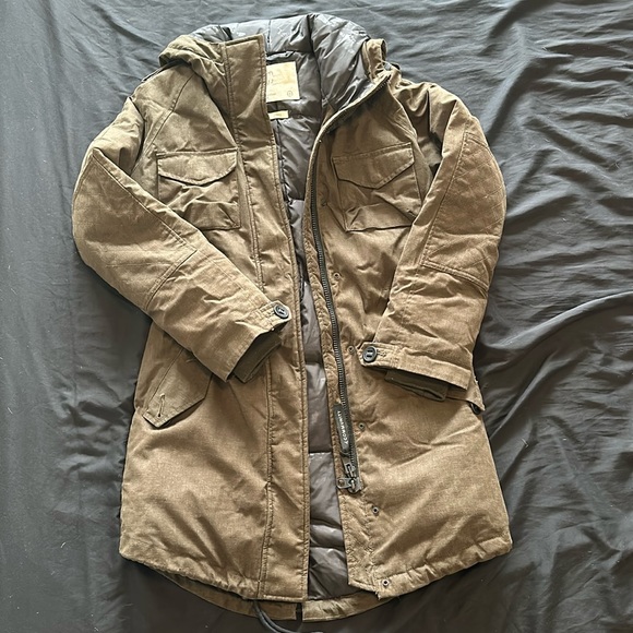 Aritzia Community Jacket - Picture 1 of 5
